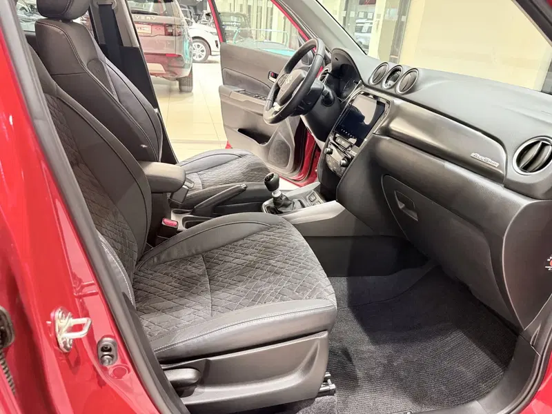 Suzuki Vitara usata a Latina (11)