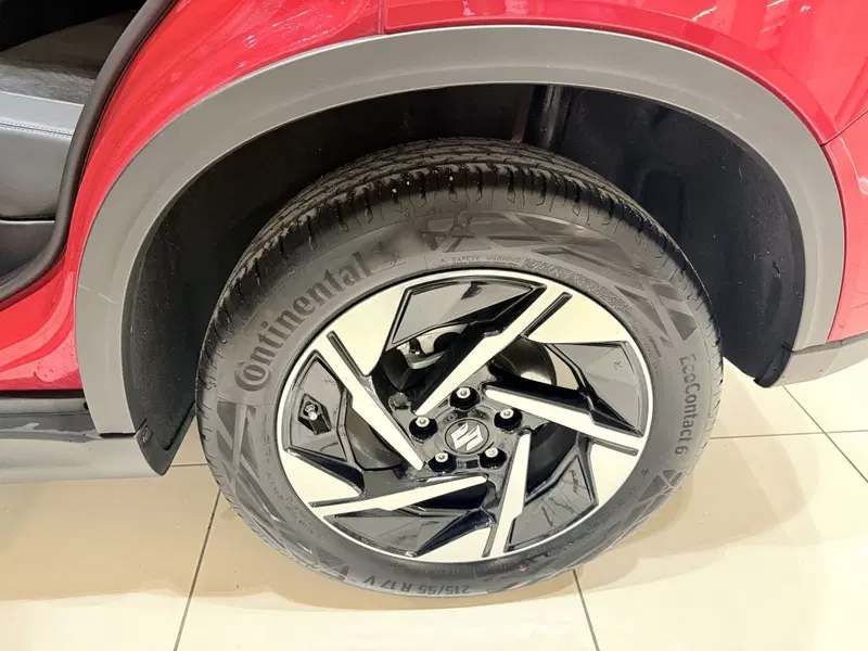 Suzuki Vitara usata a Latina (13)