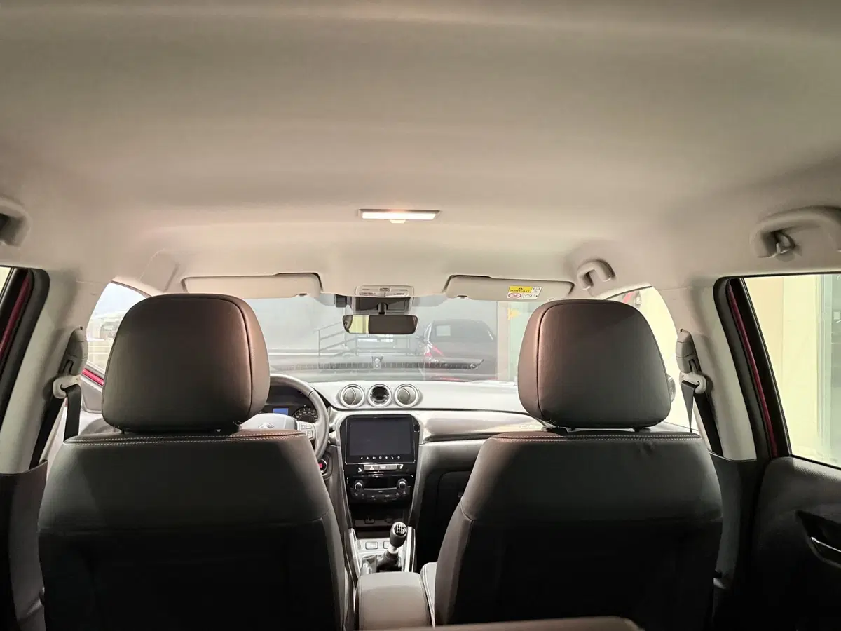 Suzuki Vitara usata a Latina (15)