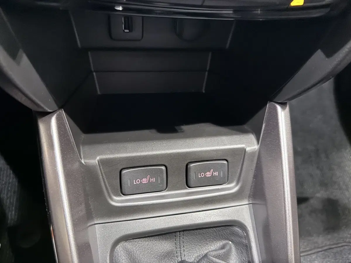 Suzuki Vitara usata a Latina (18)
