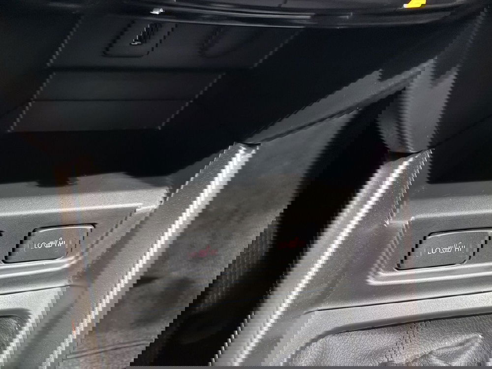 Suzuki Vitara usata a Latina (18)