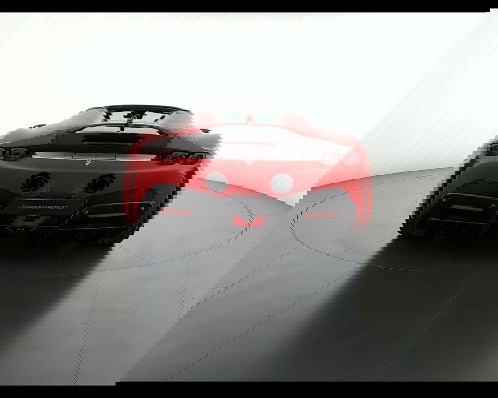 Ferrari SF90 Coupé usata a Verona (4)