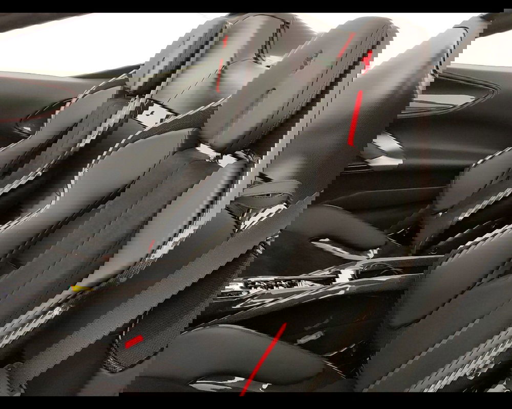 Ferrari SF90 Coupé usata a Verona (6)