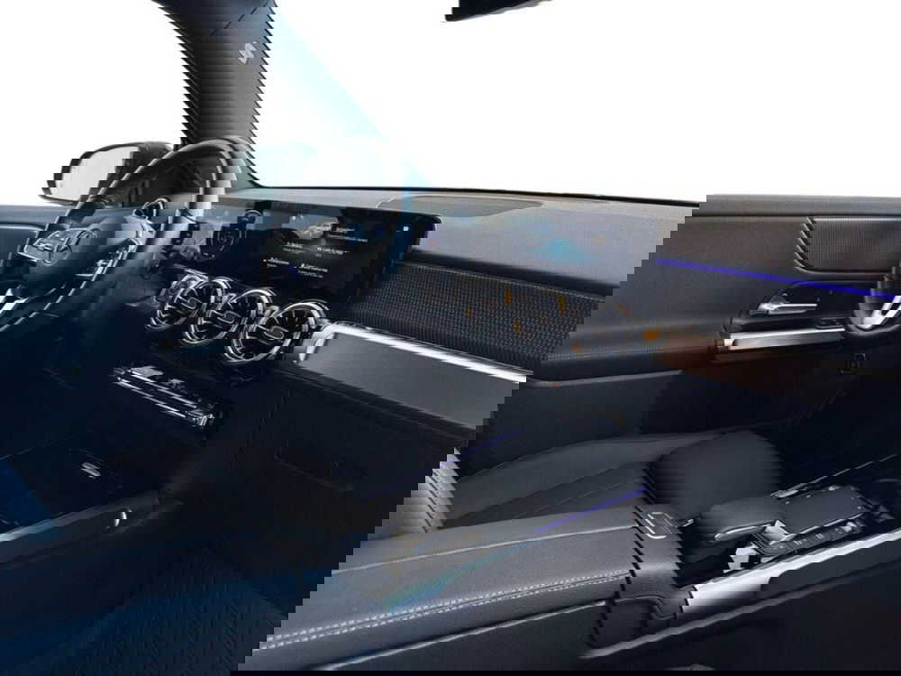 Mercedes-Benz EQB usata a Rimini (12)