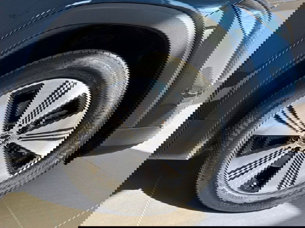 Mercedes-Benz EQB usata a Rimini (8)