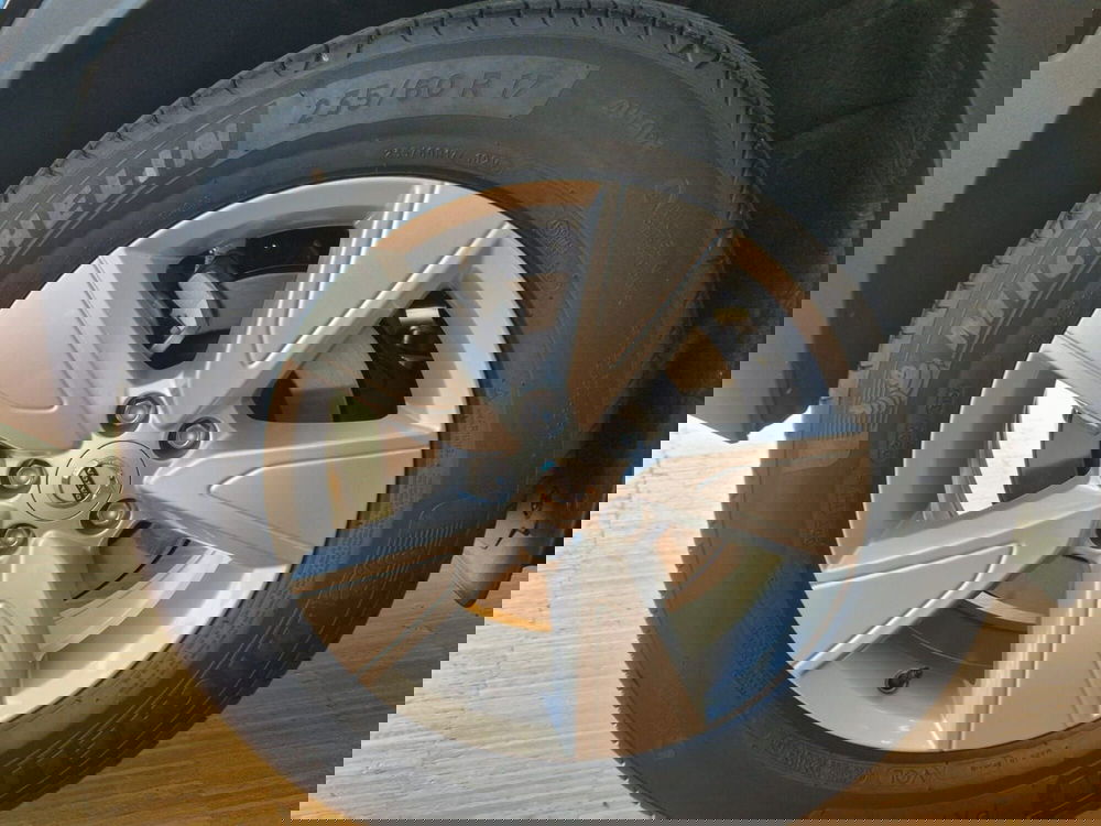 Volvo XC40 nuova a Como (6)