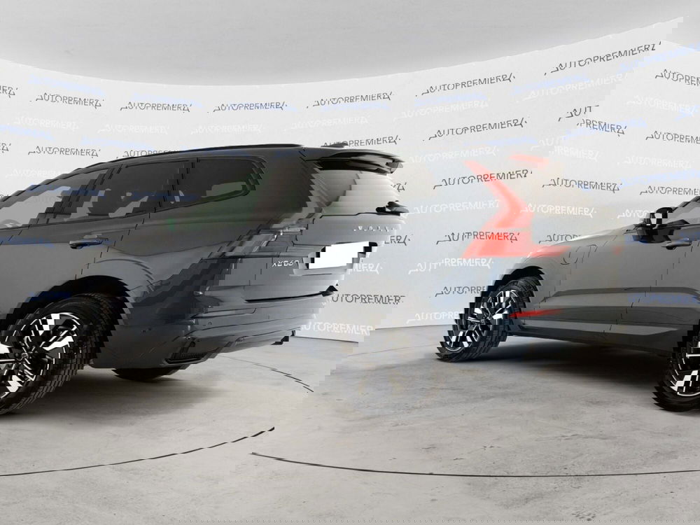 Volvo XC60 nuova a Como (2)