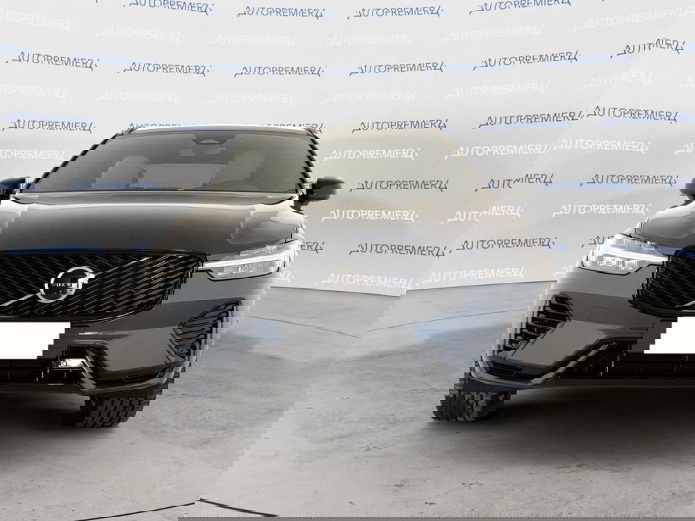 Volvo XC60 nuova a Como (5)