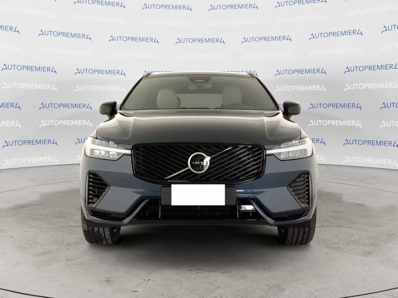 Volvo XC60 nuova a Como (5)