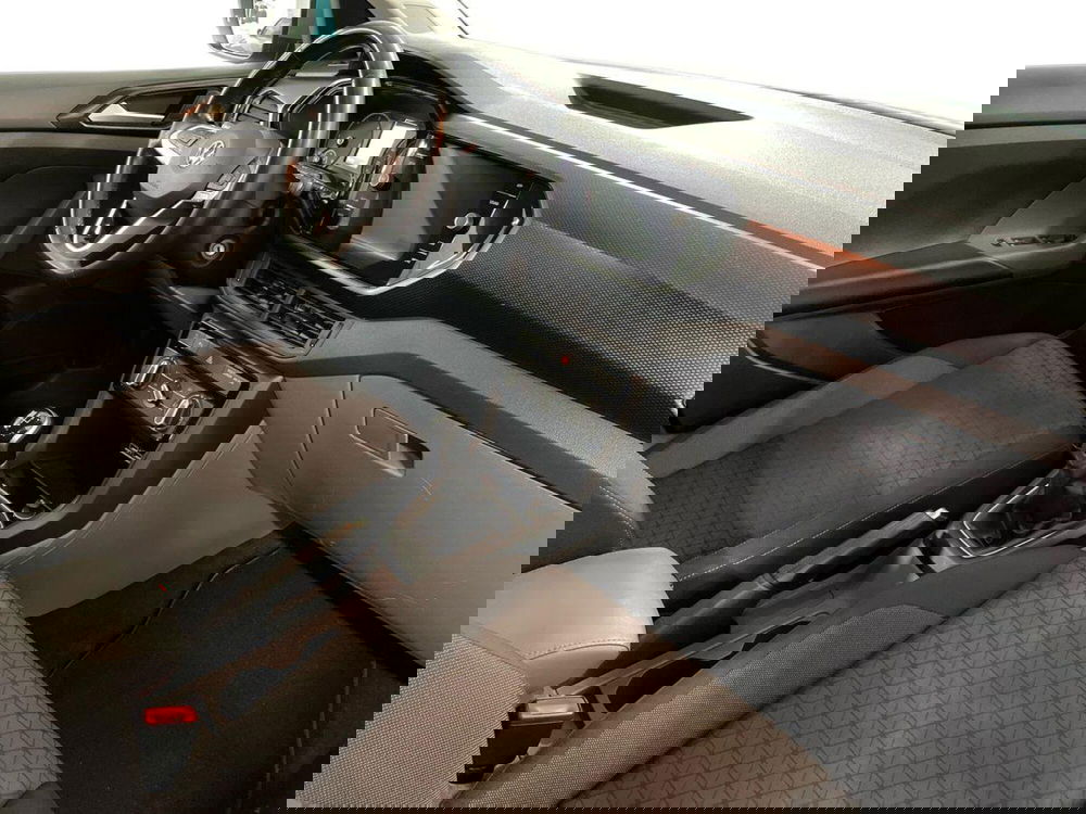 Volkswagen T-Cross usata a Macerata (12)