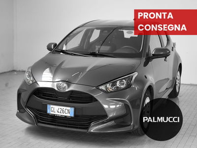 Toyota Yaris 1.0 5 porte Active del 2022 usata a Prato