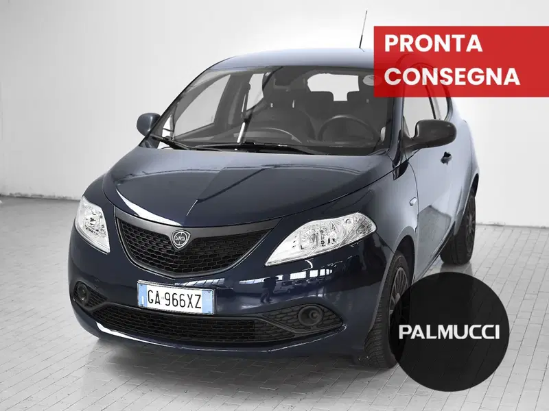 Lancia Ypsilon usata a Prato