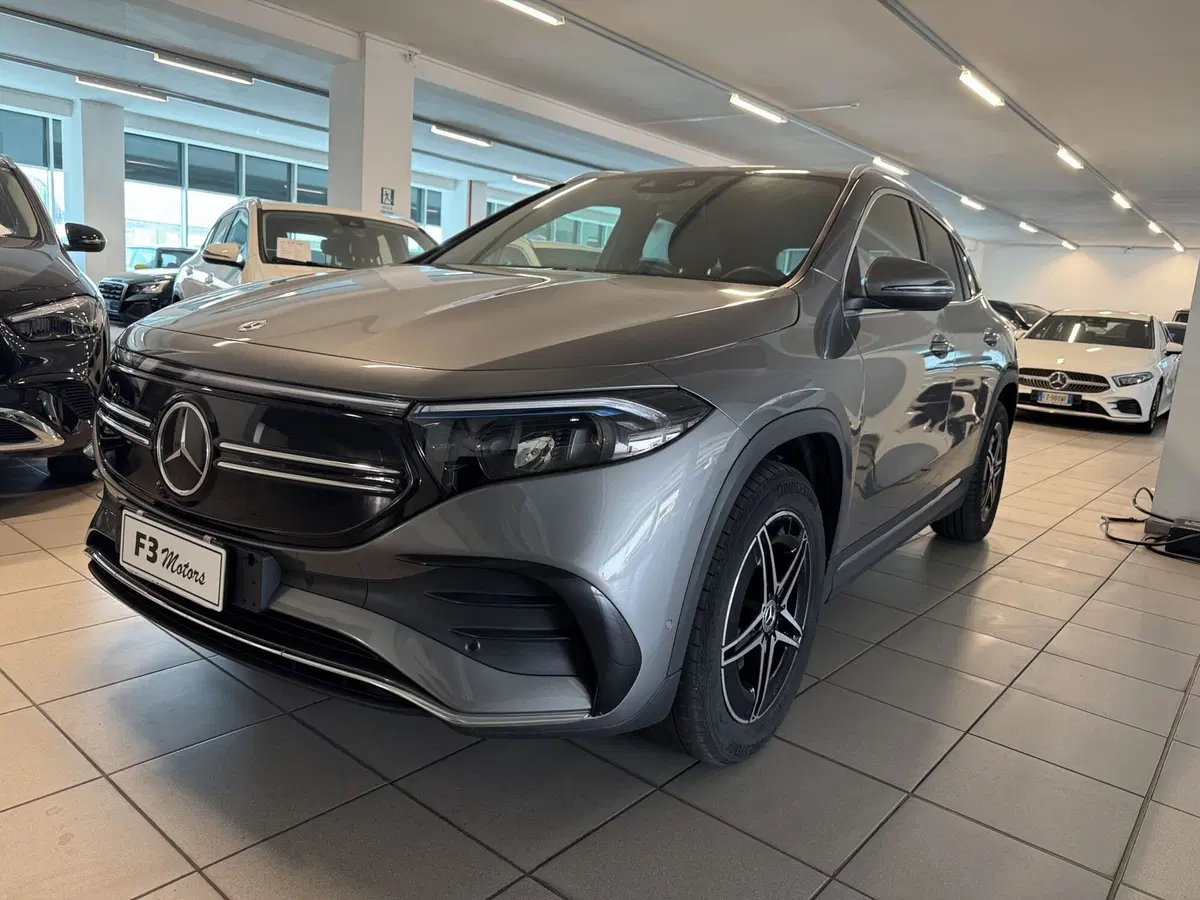 Mercedes-Benz EQA usata a Messina