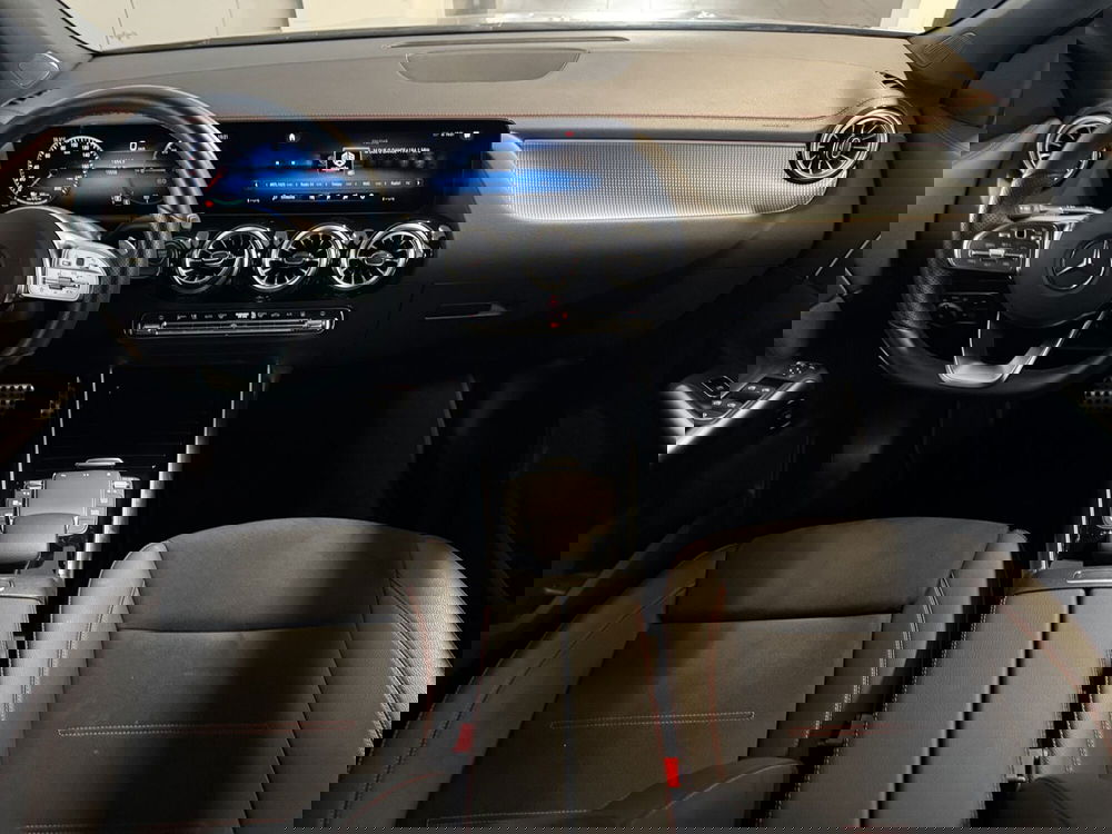 Mercedes-Benz EQA usata a Messina (11)