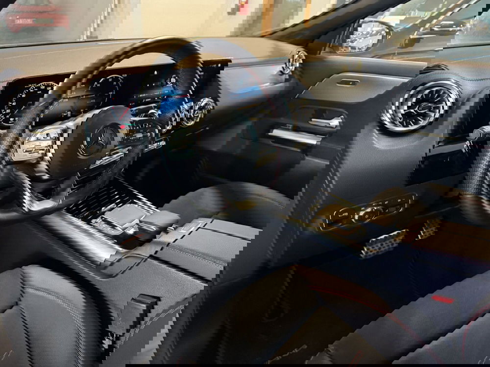 Mercedes-Benz EQA usata a Messina (7)