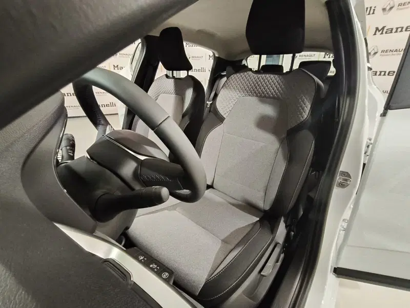 Renault Clio nuova a Brescia (11)