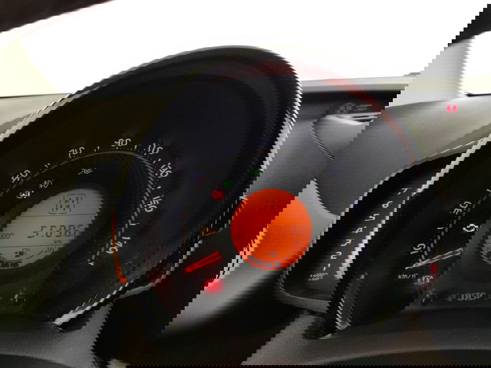 Toyota Aygo usata a Massa-Carrara (16)