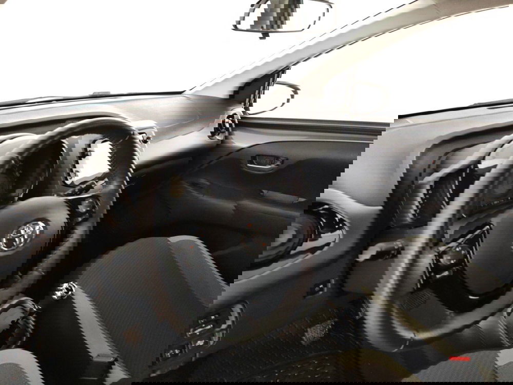 Toyota Aygo usata a Massa-Carrara (8)