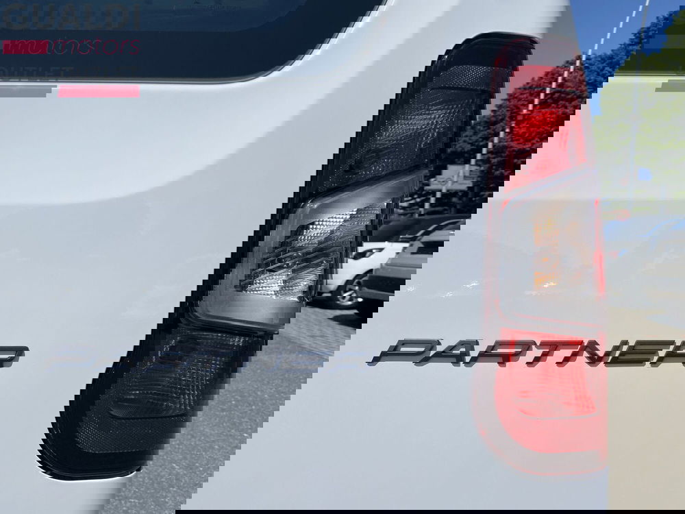 Peugeot Partner Furgone nuova a Modena (11)