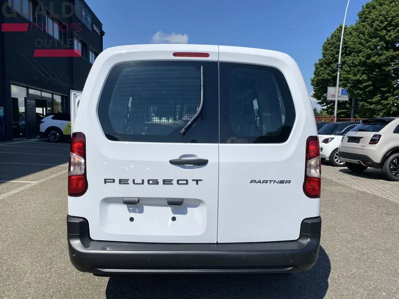 Peugeot Partner Furgone nuova a Modena (12)
