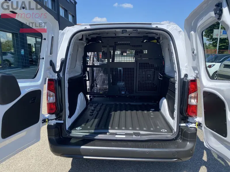 Peugeot Partner Furgone nuova a Modena (17)