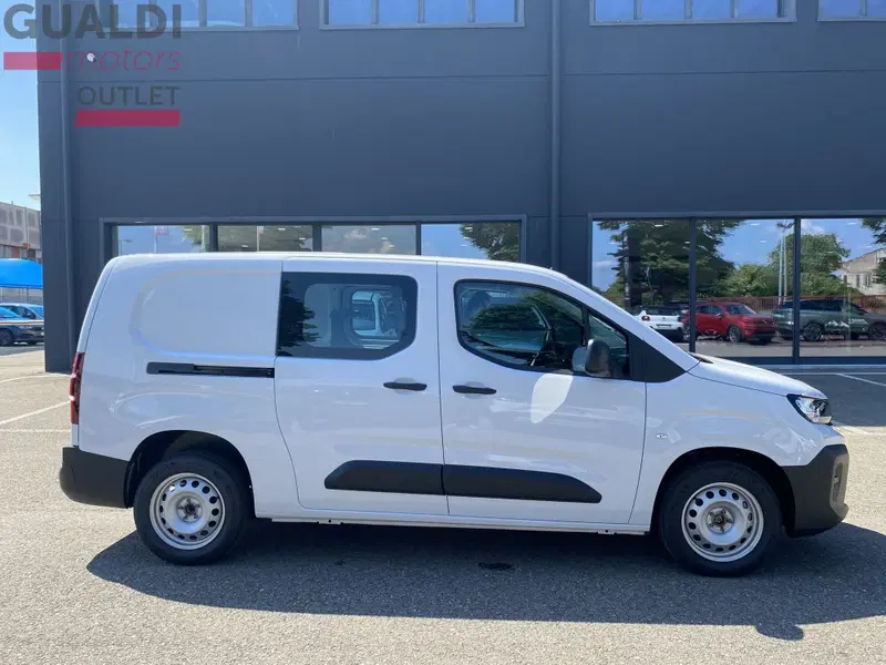 Peugeot Partner Furgone nuova a Modena (4)