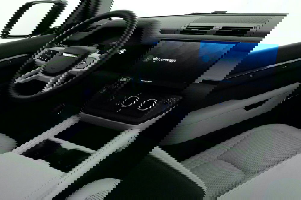 Land Rover Defender usata a Mantova (10)