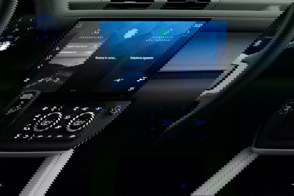 Land Rover Defender usata a Mantova (11)