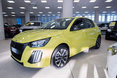 Peugeot 208 1.2 hybrid Allure 110cv e-dcs 6 del 2025 usata a Torino