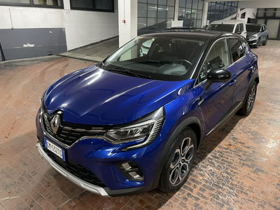 Renault Captur Full Hybrid E-Tech 145 CV Techno del 2023 usata a Milano