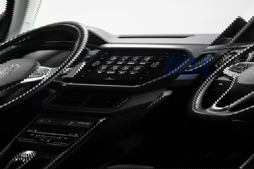 Volkswagen T-Cross usata a Varese (10)