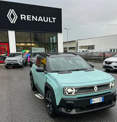 Renault Scenic E-Tech Electric Iconic long range 220cv del 2025 usata a Guidonia Montecelio