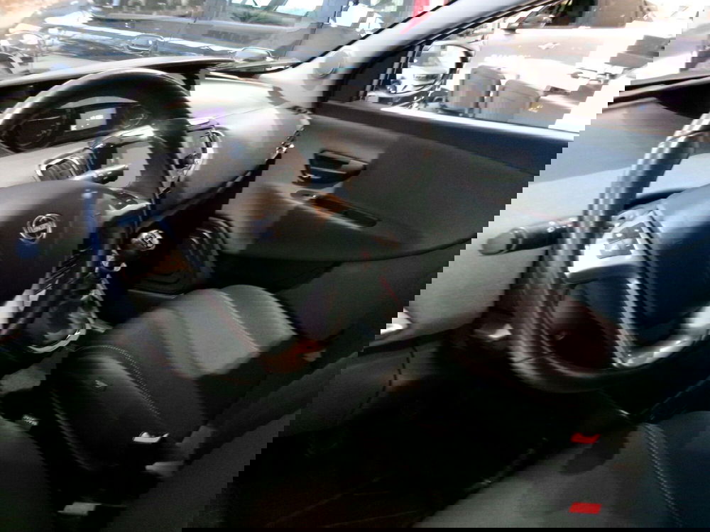 Lancia Ypsilon usata a Venezia (15)