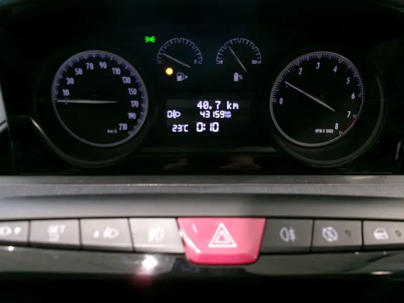 Lancia Ypsilon usata a Venezia (8)