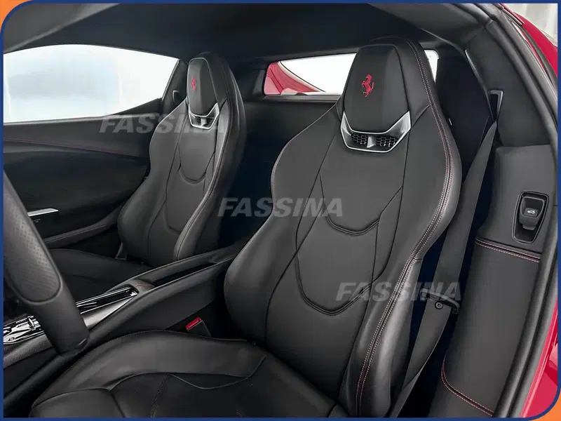 Ferrari 296 Coupé usata a Milano (9)