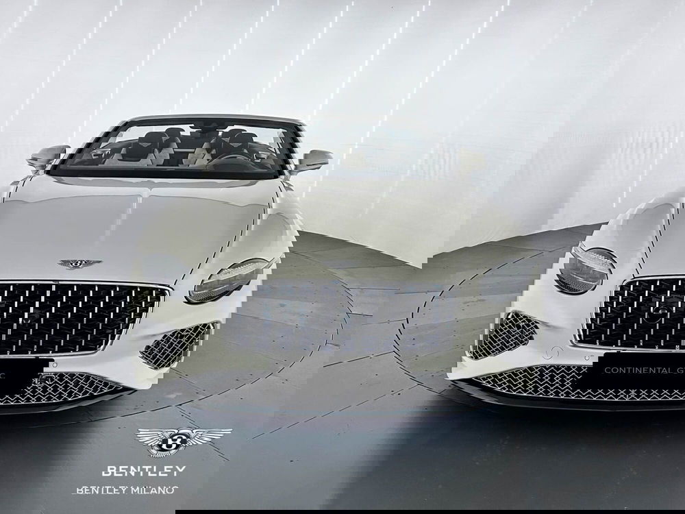 Bentley Continental GTC nuova a Milano (3)
