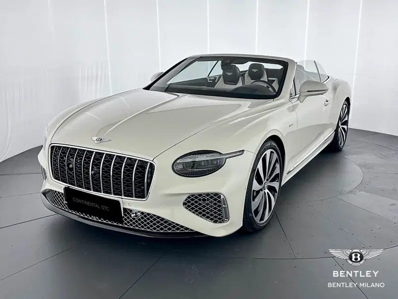 Bentley Continental GTC nuova a Milano (4)