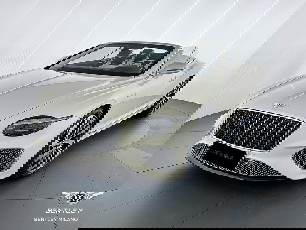 Bentley Continental GTC nuova a Milano (4)