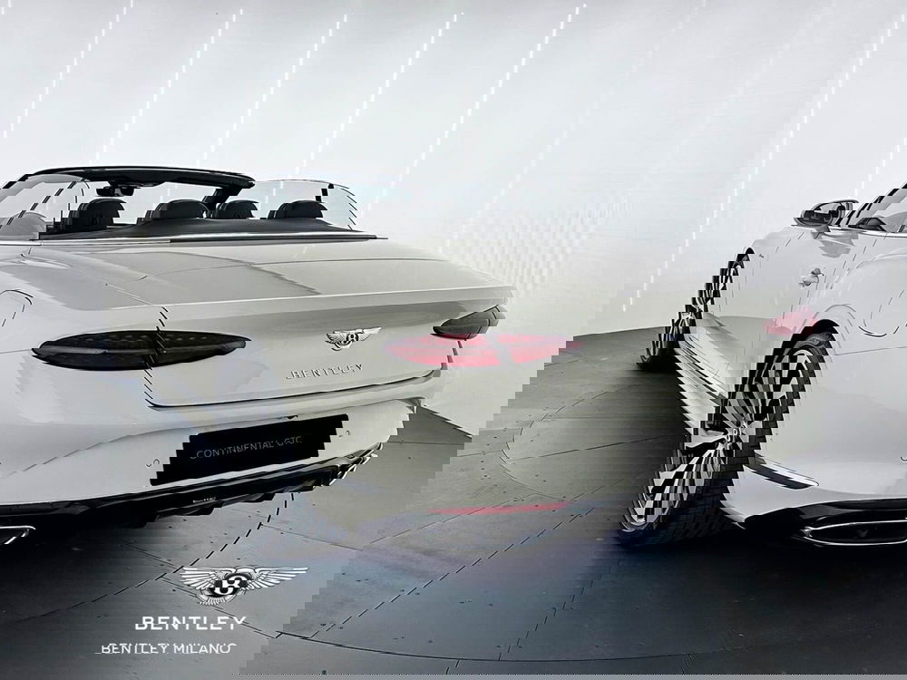 Bentley Continental GTC nuova a Milano (6)