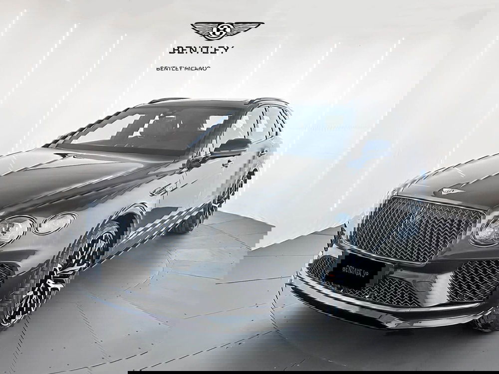 Bentley Bentayga nuova a Milano (3)