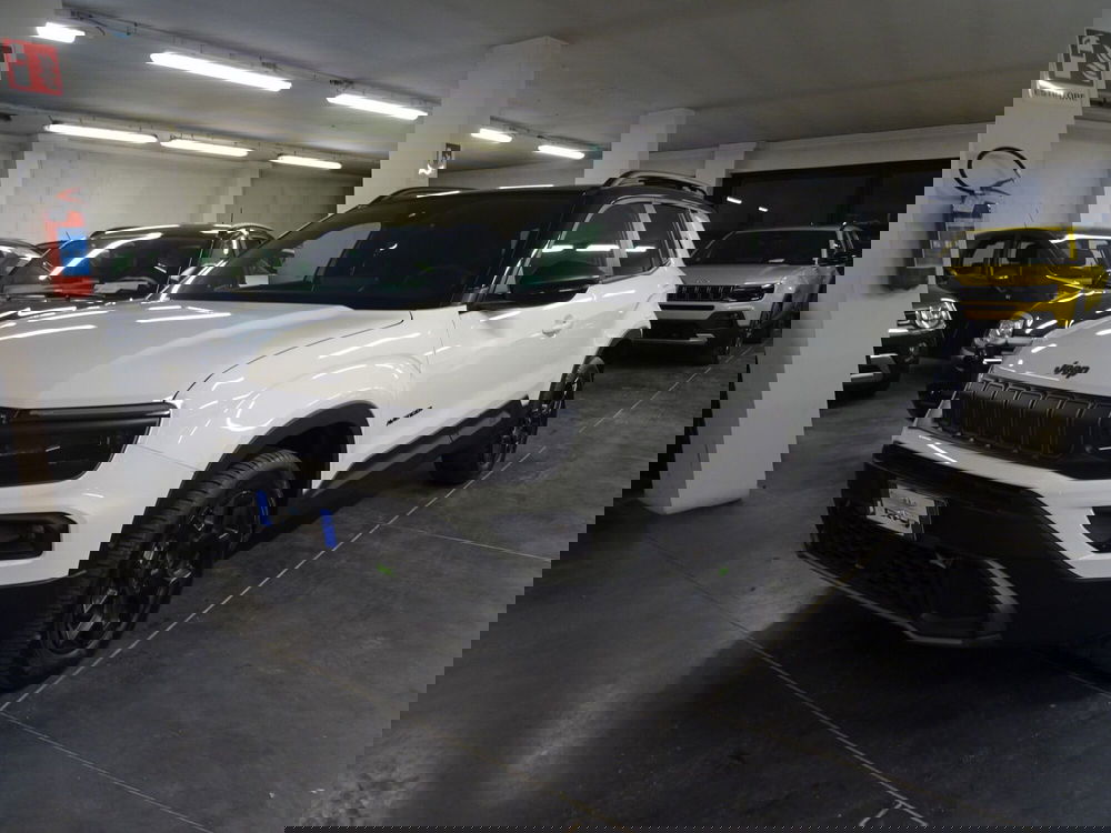 Jeep Avenger nuova a Lucca