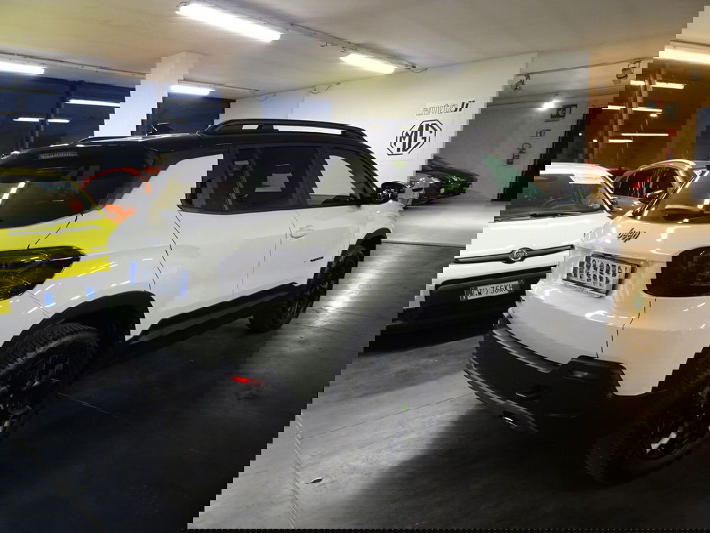 Jeep Avenger nuova a Lucca (5)