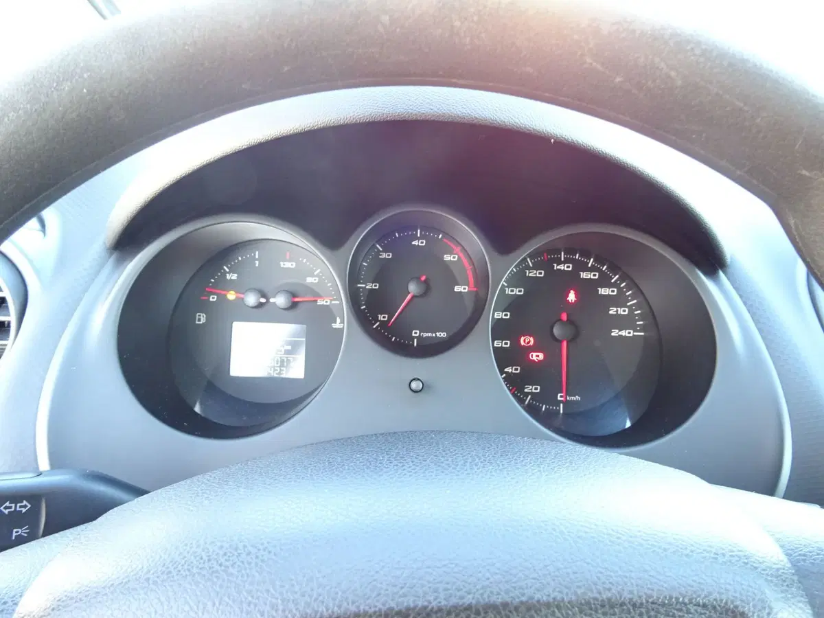 SEAT Altea XL usata a Lucca (11)