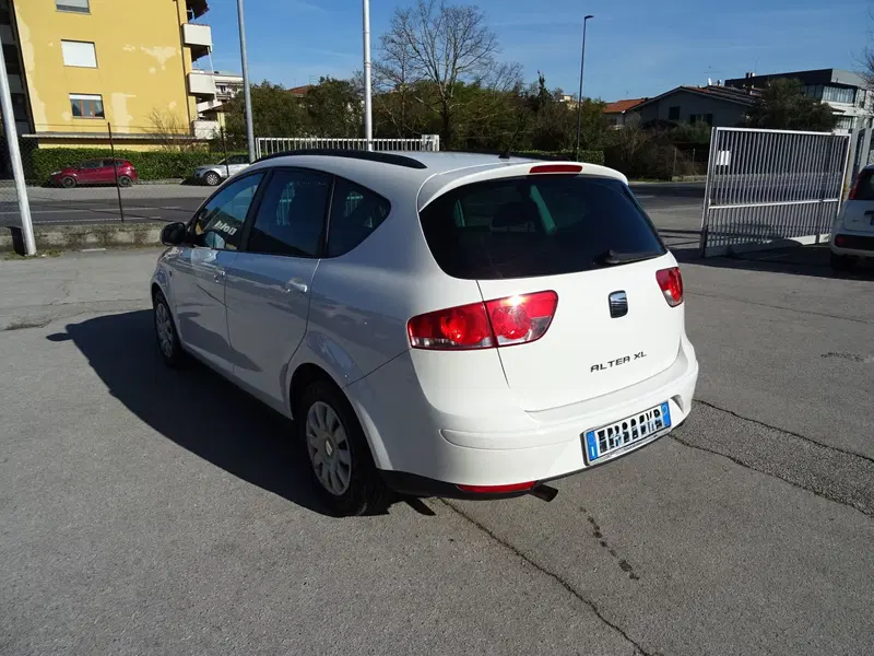 SEAT Altea XL usata a Lucca (3)