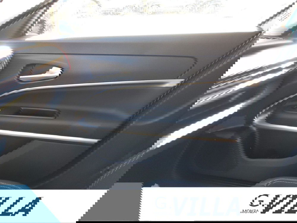 Jeep Avenger nuova a Monza e Brianza (20)