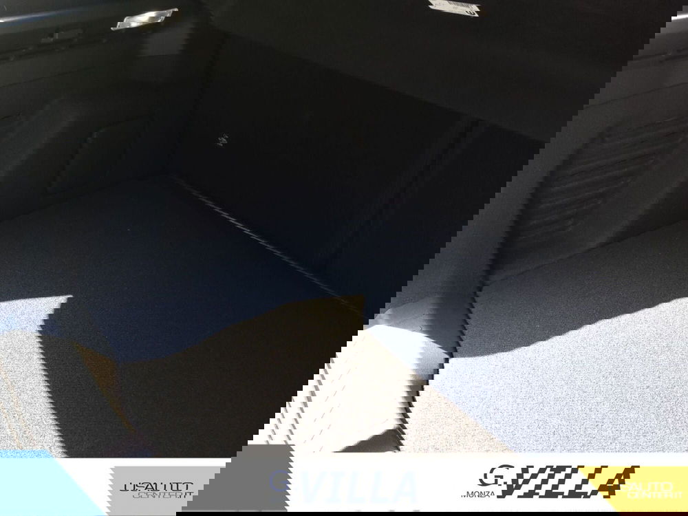 Jeep Avenger nuova a Monza e Brianza (8)