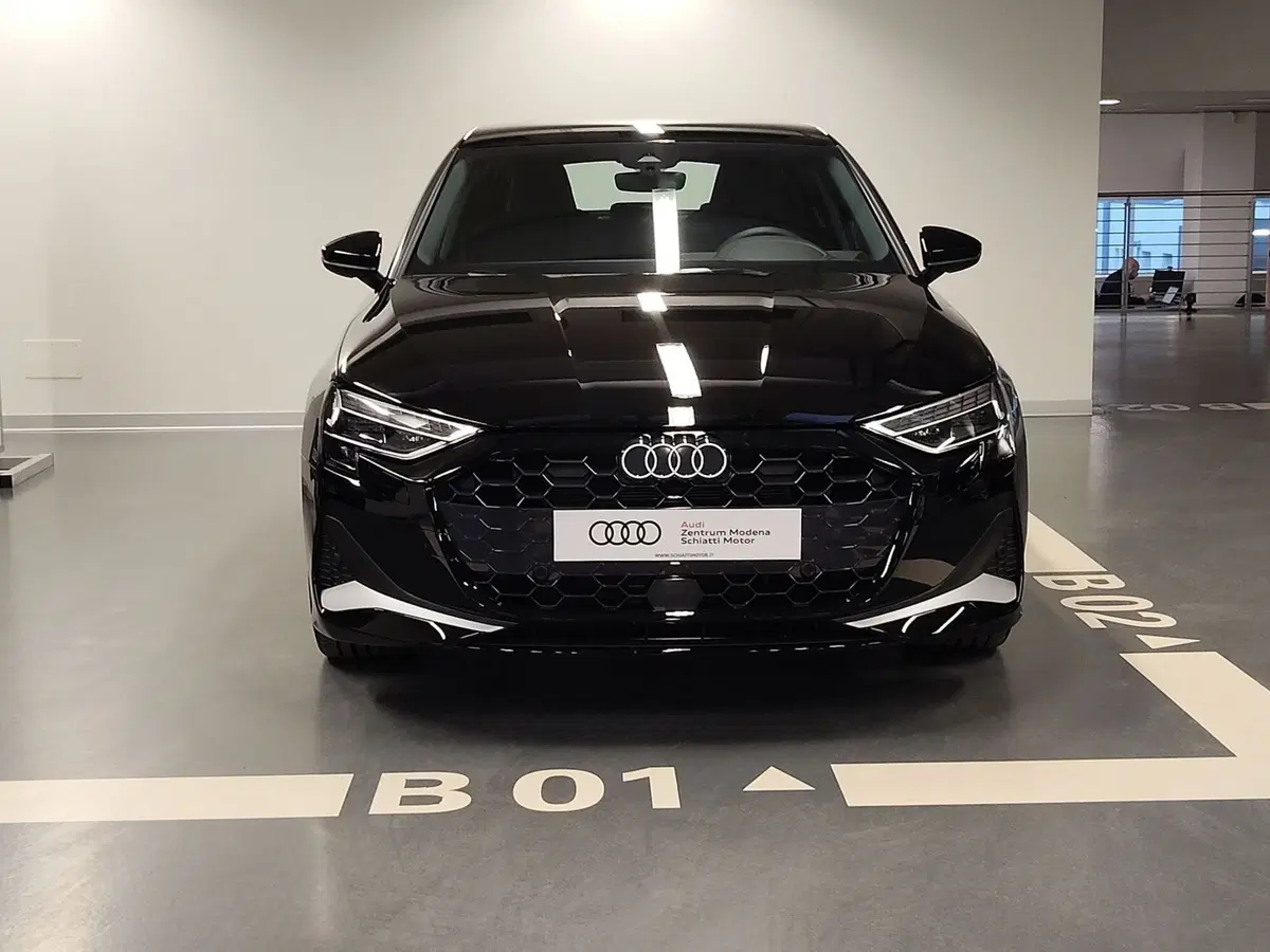 Audi A3 Sportback nuova a Modena (2)