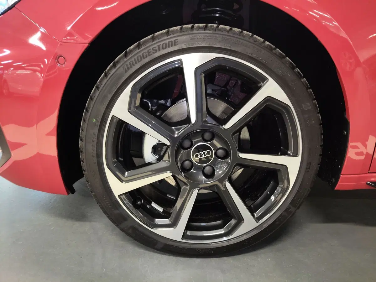 Audi A1 Sportback nuova a Modena (6)