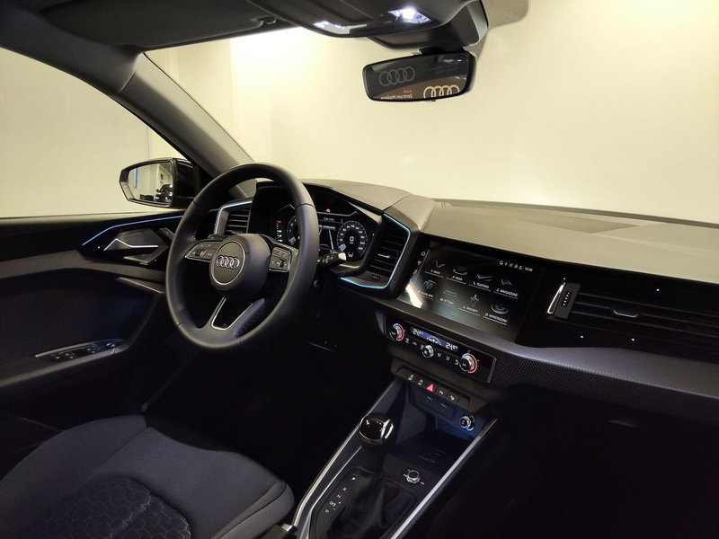 Audi A1 Sportback nuova a Modena (8)