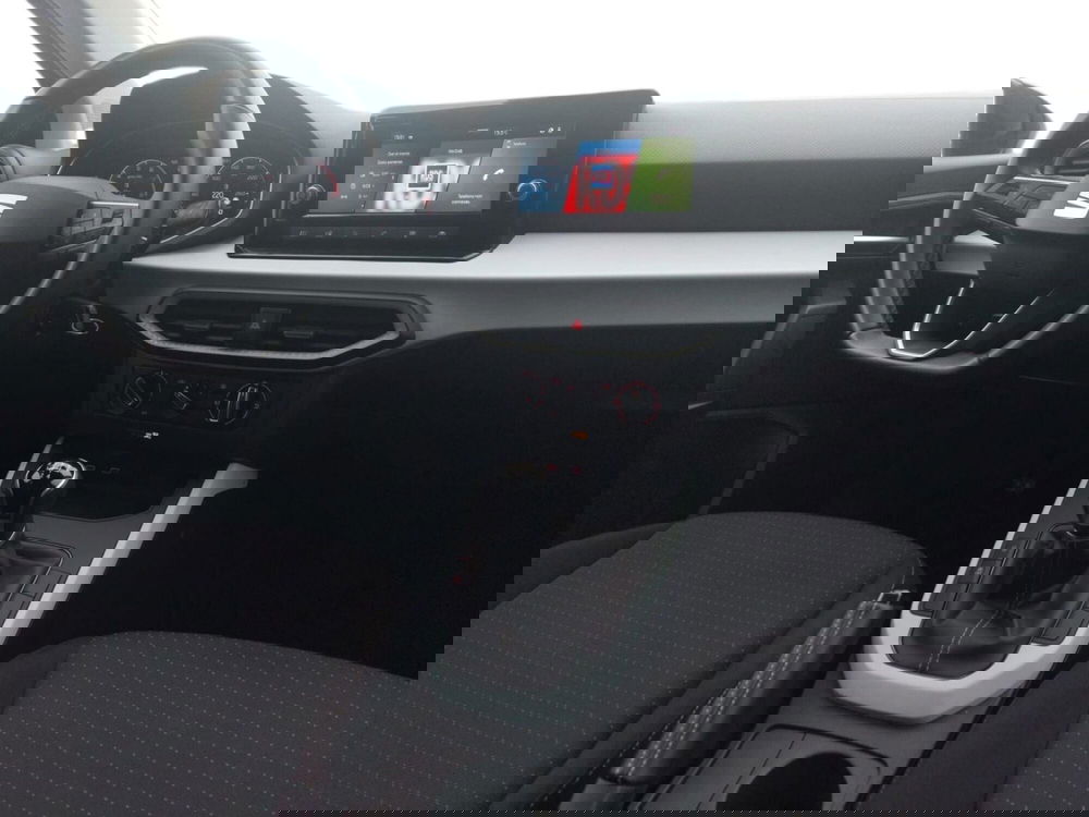 SEAT Arona usata a Bari (3)